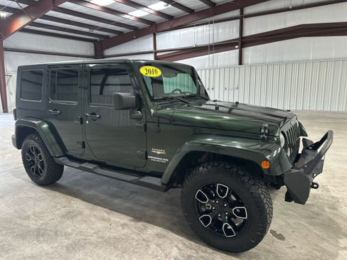 Used 2010 Jeep Wrangler Unlimited Sahara w/ Trailer Tow Group image 7
