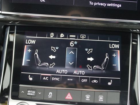 Used 2025 Audi Q7 3.0T Premium Plus AWD/4WD image 40