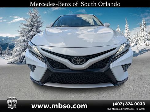 Used 2020 Toyota Camry XSE image 19