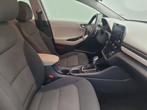 Used 2020 Hyundai Ioniq SE FWD image 21