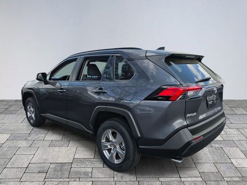 Used 2024 Toyota RAV4 XLE image 5
