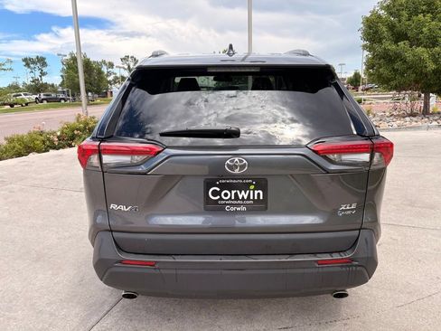 Used 2025 Toyota RAV4 XLE AWD/4WD image 6