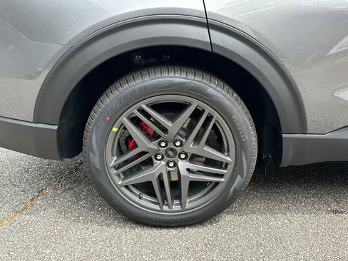 New 2026 Ford Explorer ST image 17