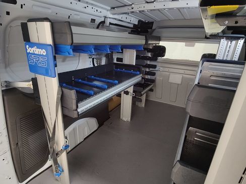 Used 2022 Ford Transit Connect XL FWD image 11
