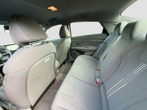 Certified 2026 Hyundai Elantra Sport FWD image 23