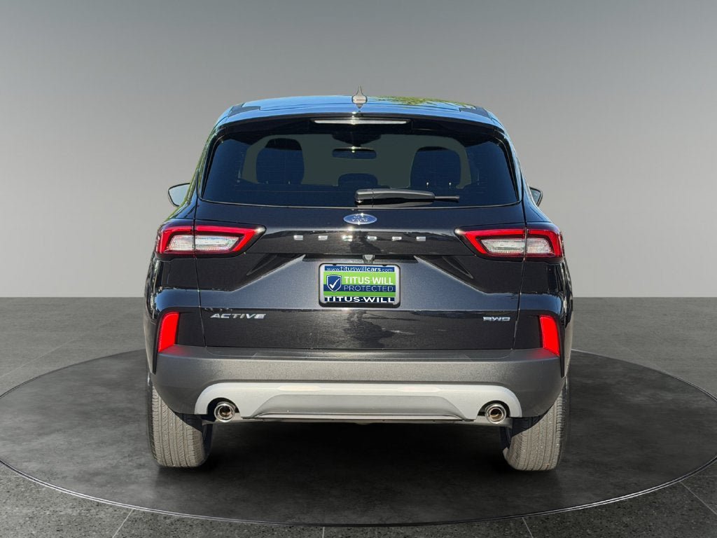 Used 2025 Ford Escape Active AWD/4WD image 8