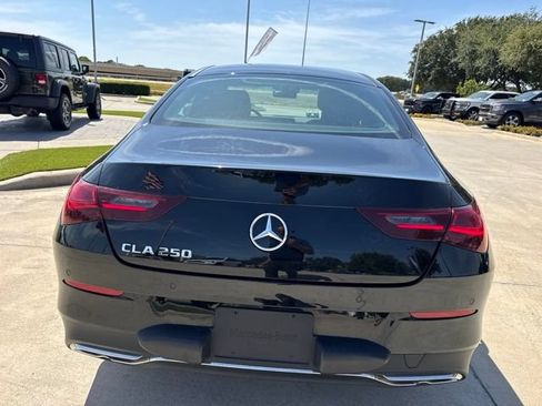 Used 2025 Mercedes-Benz CLA 250 image 4