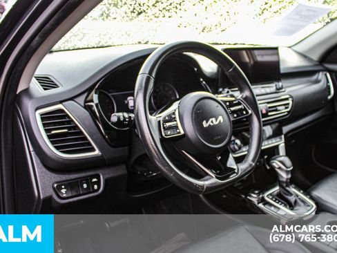 Used 2022 Kia Seltos SX w/ Sunroof Package AWD/4WD image 31