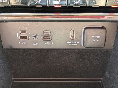 Used 2022 Jeep Grand Cherokee L Limited image 26