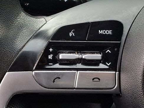 Used 2021 Hyundai Elantra SEL image 20