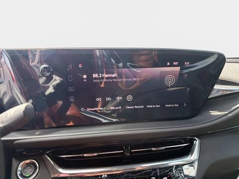New 2026 Buick Envista Avenir FWD image 23