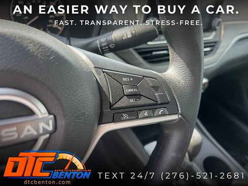 Used 2025 Nissan Altima 2.5 SV AWD/4WD image 16