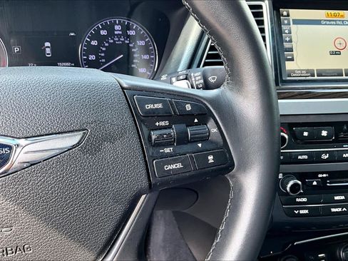 Used 2017 Genesis G80 3.8 RWD image 24
