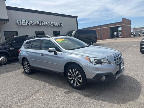 Used 2016 Subaru Outback 3.6R Limited AWD/4WD image 4