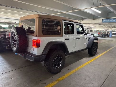 Used 2022 Jeep Wrangler Unlimited Rubicon 4xe image 28