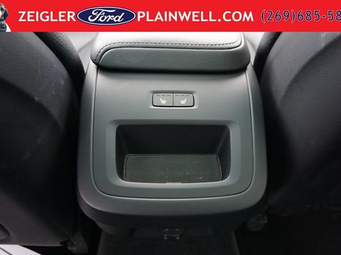 Used 2024 Volvo V60 B5 Cross Country Plus AWD/4WD image 13