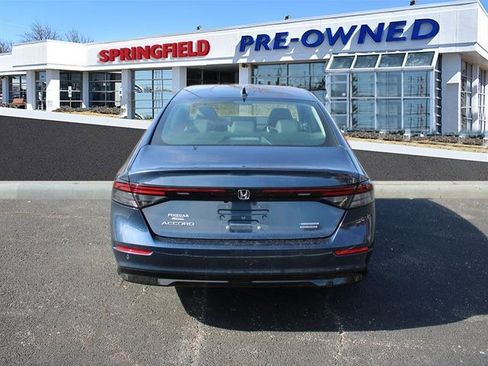 Used 2025 Honda Accord Touring image 5