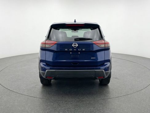 Used 2025 Nissan Rogue SV FWD image 7