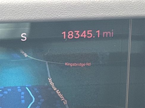 Used 2024 Lincoln Nautilus Reserve w/ Equipment Group 202A image 29