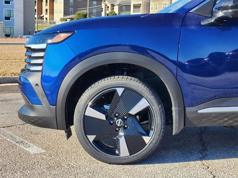 New 2026 Nissan Kicks SR image 6