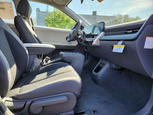 New 2026 Hyundai Ioniq 5 SE RWD image 10