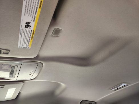 Certified 2018 GMC Canyon SLT w/ Driver Alert Package image 25