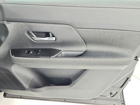 Certified 2026 Nissan Kicks SV FWD image 25