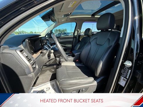 Used 2023 Kia Sorento EX w/ Panoramic Sunroof Package FWD image 13