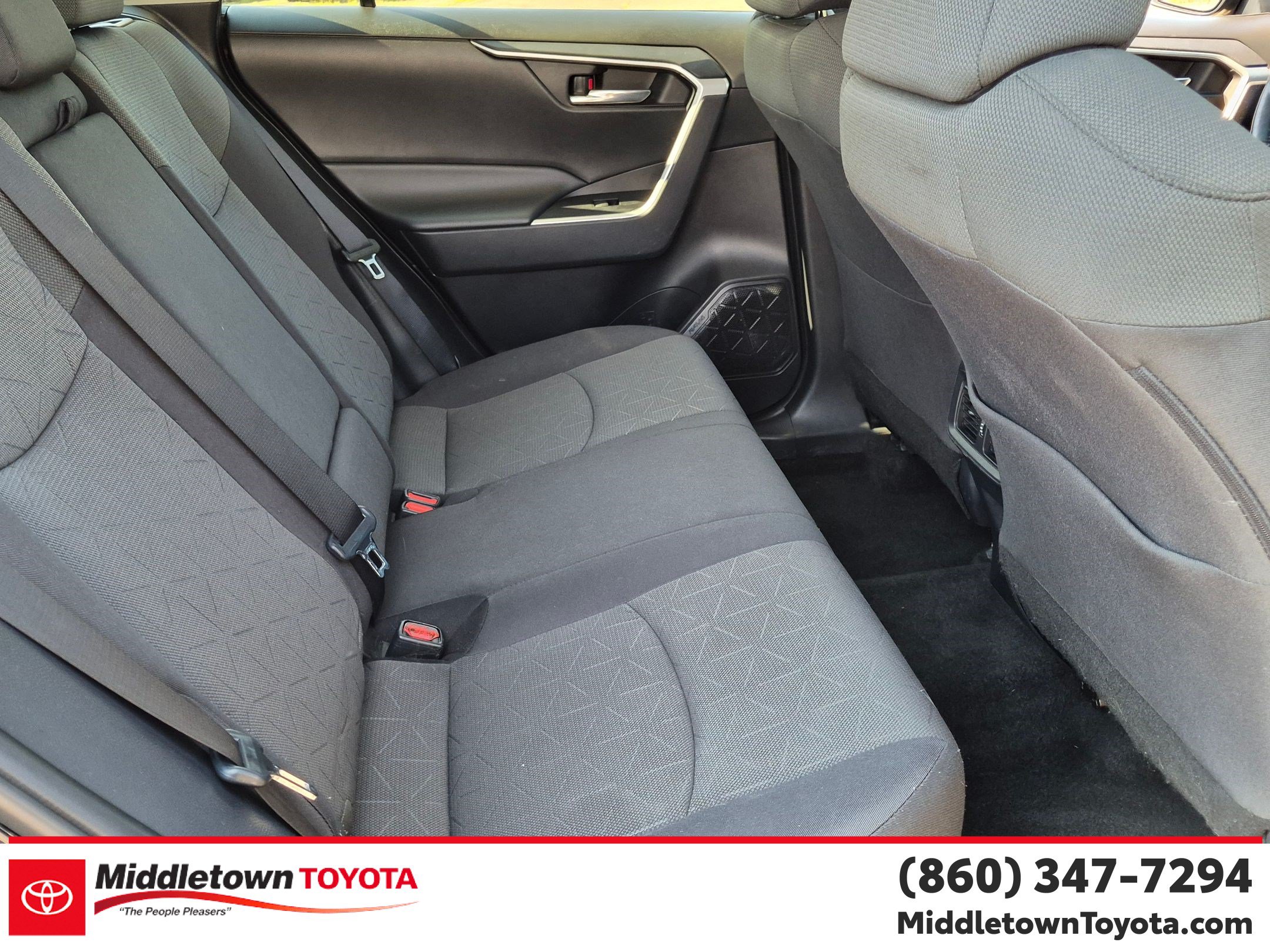Used 2021 Toyota RAV4 XLE w/ Convenience Package AWD/4WD image 34