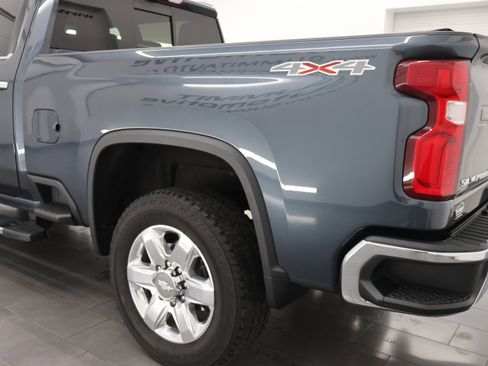 Used 2020 Chevrolet Silverado 2500 LTZ w/ LTZ Premium Package AWD/4WD image 39