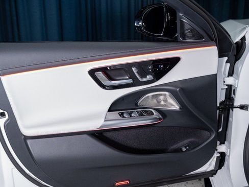 New 2026 Mercedes-Benz E 53 AMG e 4MATIC Sedan image 12