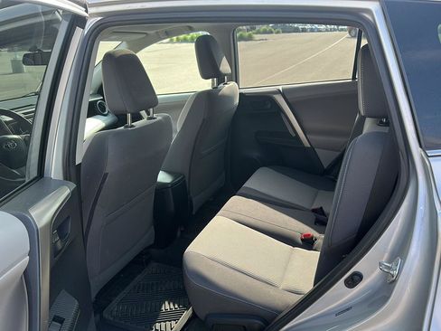 Used 2013 Toyota RAV4 XLE AWD/4WD image 19