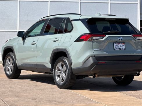 Certified 2022 Toyota RAV4 XLE AWD/4WD image 7