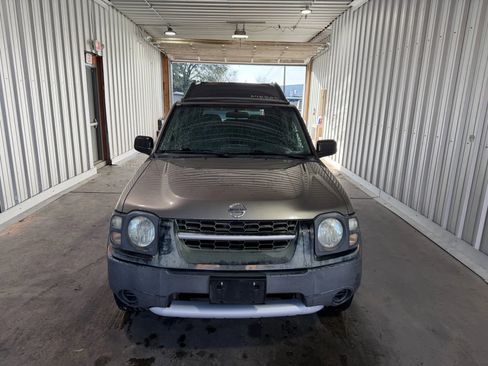 Used 2004 Nissan Xterra XE image 3