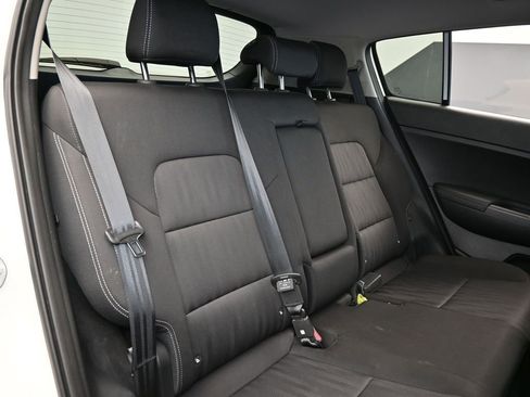 Used 2020 Kia Sportage LX image 33