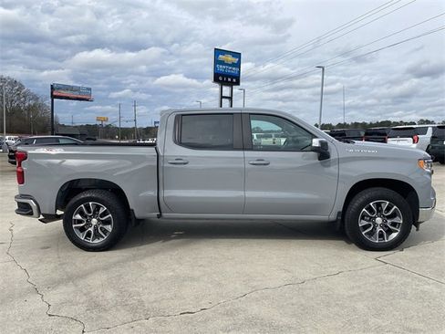 Used 2024 Chevrolet Silverado 1500 LT image 7