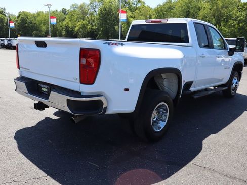 Used 2024 Chevrolet Silverado 3500 LT w/ Convenience Package AWD/4WD image 27