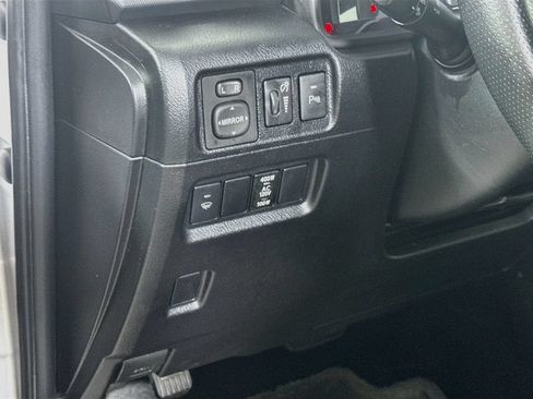 Used 2014 Toyota 4Runner Limited AWD/4WD image 10