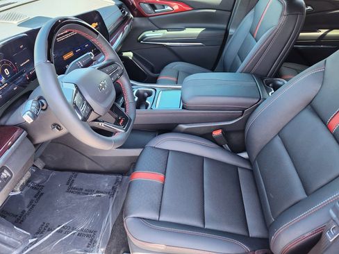 New 2026 Chevrolet Traverse RS AWD/4WD image 8