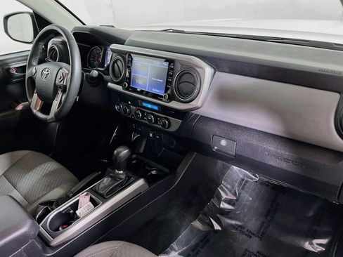 Certified 2023 Toyota Tacoma SR5 w/ Technology Package AWD/4WD image 25