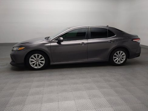 Used 2019 Toyota Camry LE FWD image 2