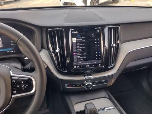 New 2025 Volvo XC60 B5 Plus w/ Protection Package Premier image 20