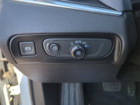 Used 2020 Buick Enclave Essence w/ LPO, Floor Liner Package image 30