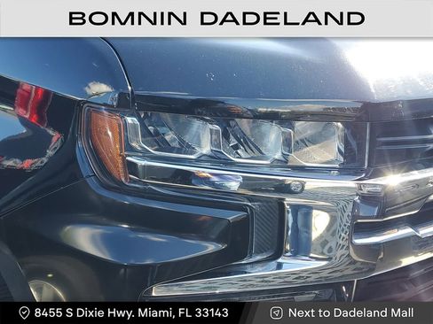 Used 2020 Chevrolet Silverado 1500 LT w/ LT Value Package image 19