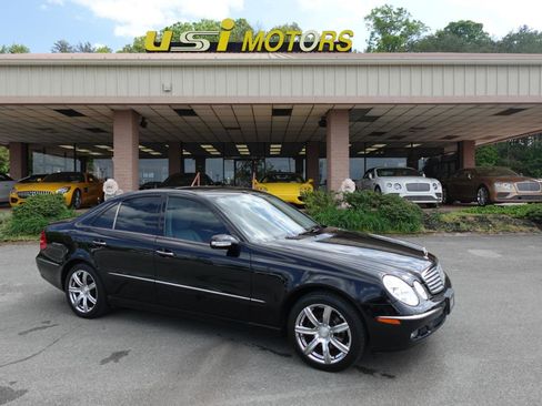Used 2005 Mercedes-Benz E 320 Sedan image 26