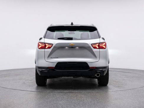 Used 2025 Chevrolet Blazer LT FWD image 7