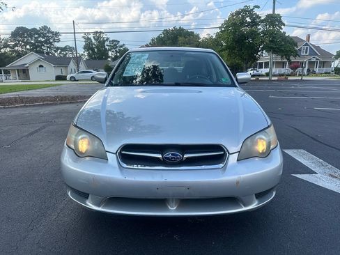 Used 2005 Subaru Legacy 2.5i AWD/4WD image 3