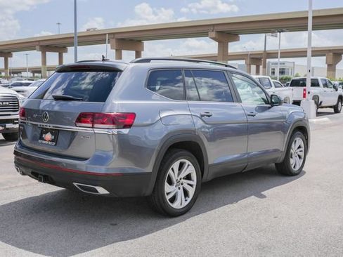 Used 2021 Volkswagen Atlas SE w/ Towing Package AWD/4WD image 6