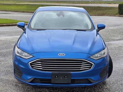 Used 2020 Ford Fusion SE FWD image 3
