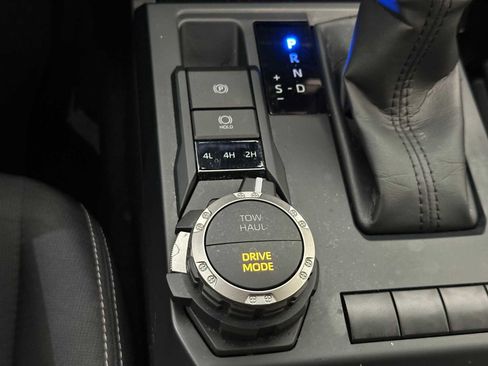 Certified 2025 Toyota Tacoma TRD Sport AWD/4WD image 16
